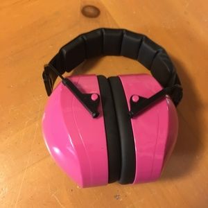 Winchester Noise Cancelling Headphones